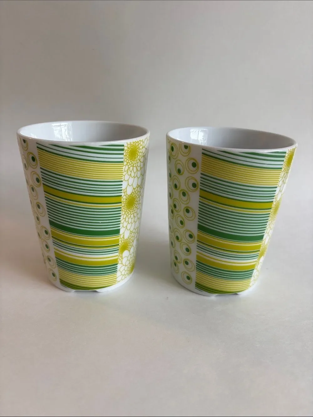 IKEA Green White Floral Geometric Vintage Style Ceramic Coffee Cups Set Of 2